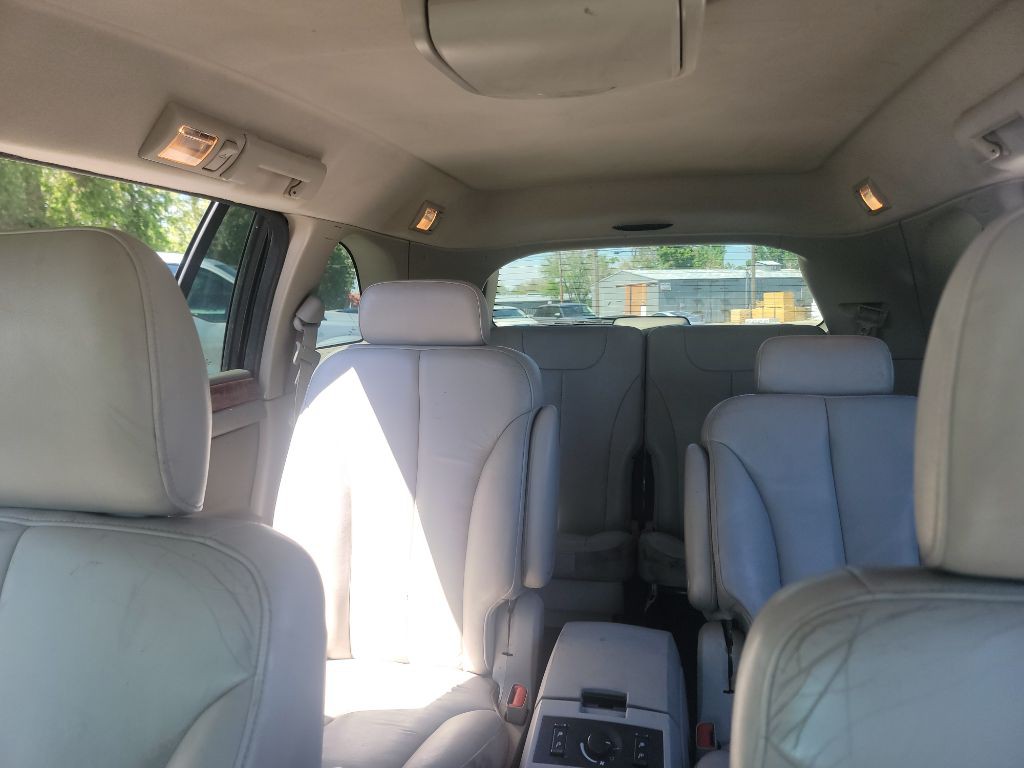 2005 Chrysler Pacifica Image 8