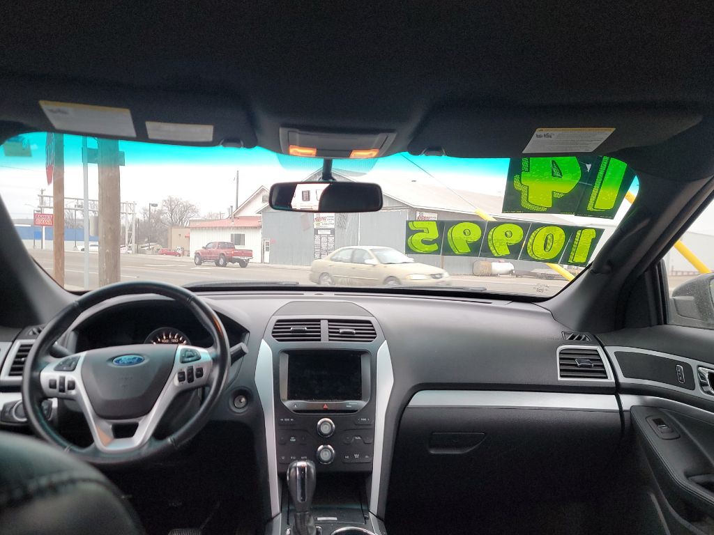 2014 Ford Explorer Image 8