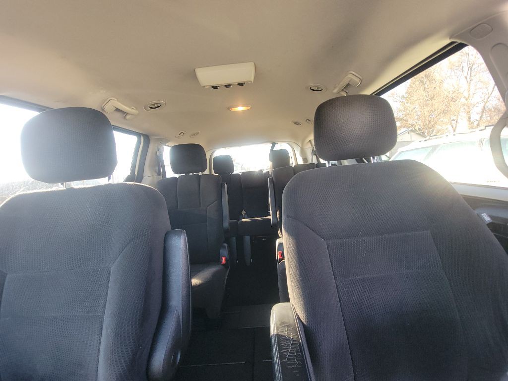 2013 Dodge Grand Caravan Image 3