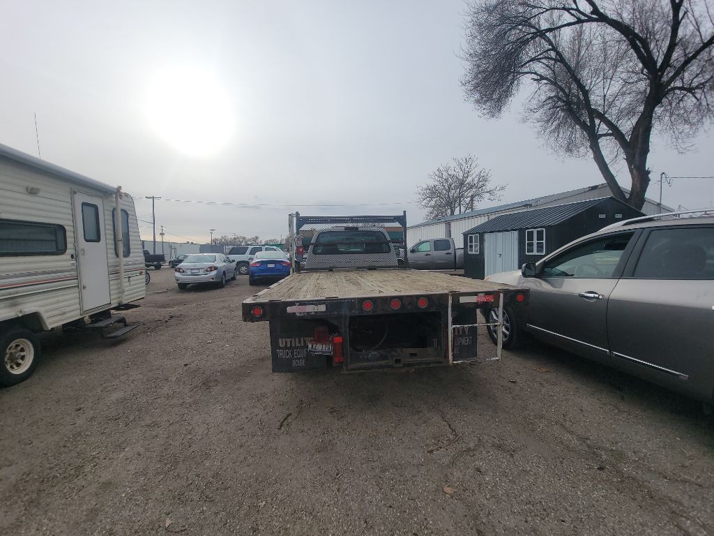 2000 Ford F-350 Image 2