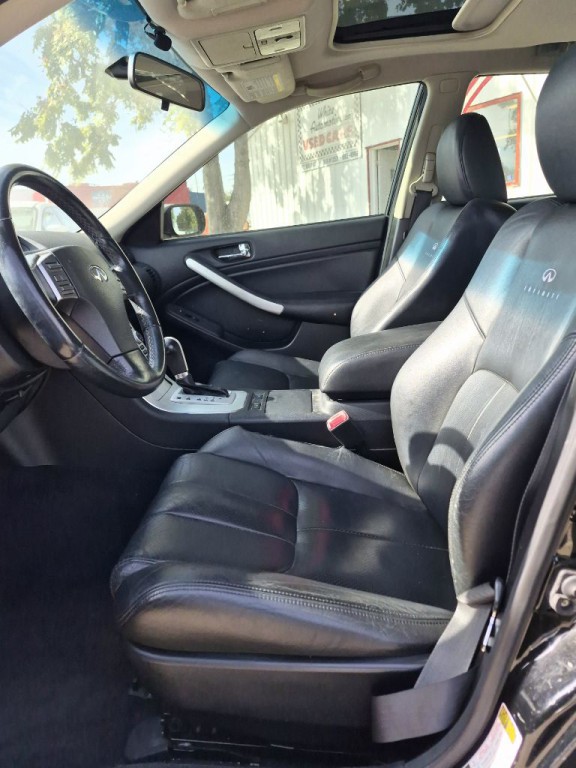 2006 INFINITI G35 Image 8