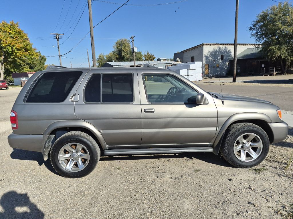 2004 Nissan Pathfinder Image 3
