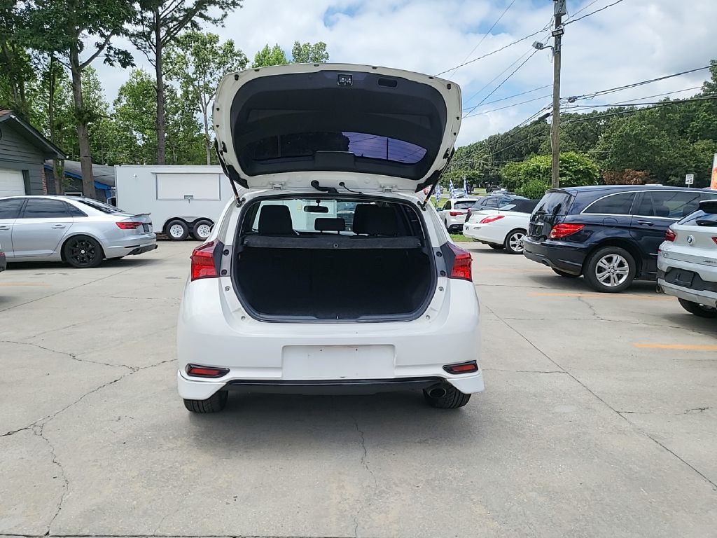 2016 Toyota Corolla Image 7