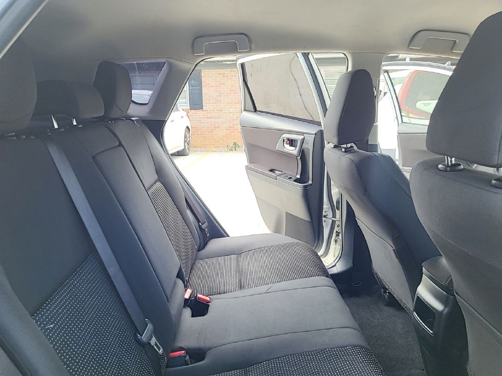 2016 Toyota Corolla Image 17