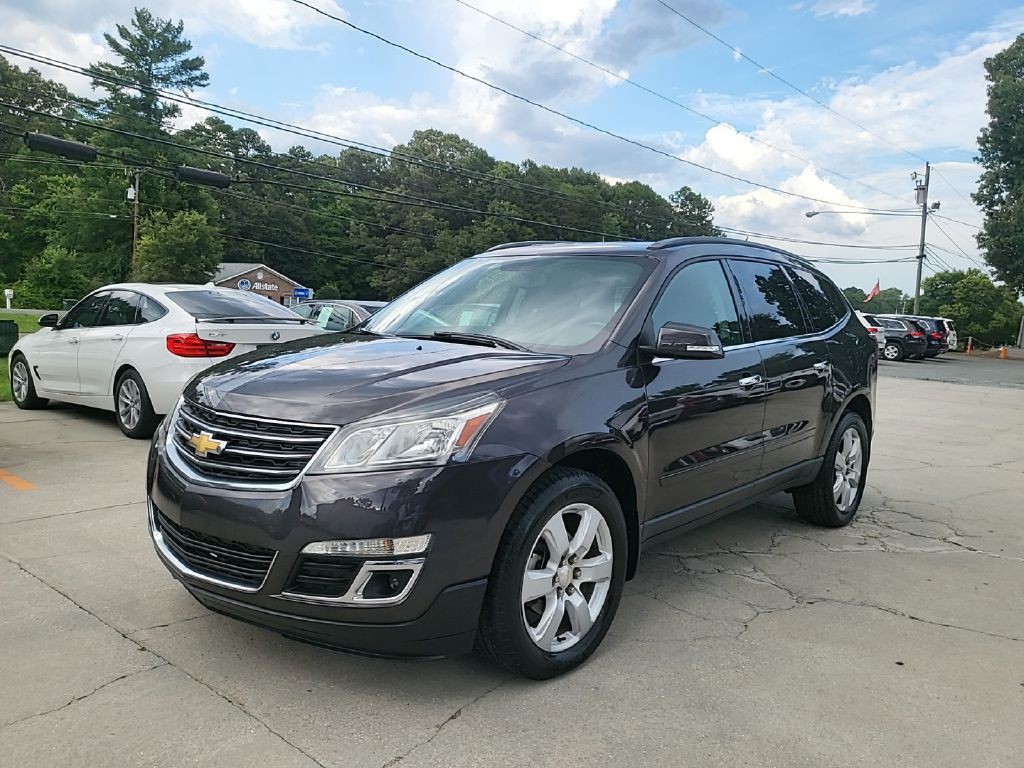 2017 Chevrolet Traverse Image 1