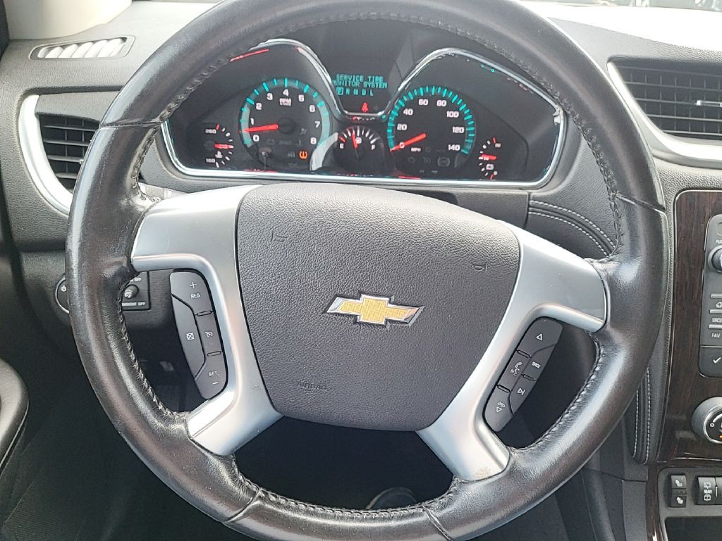 2017 Chevrolet Traverse Image 11