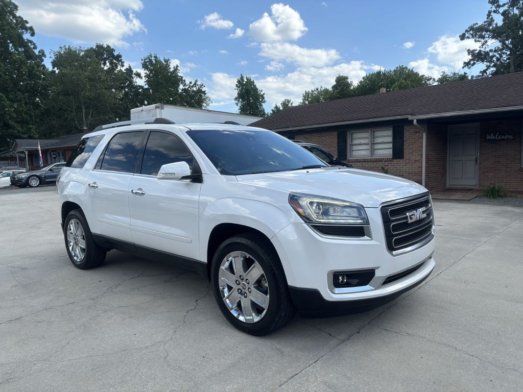 2017 GMC Acadia Image 3