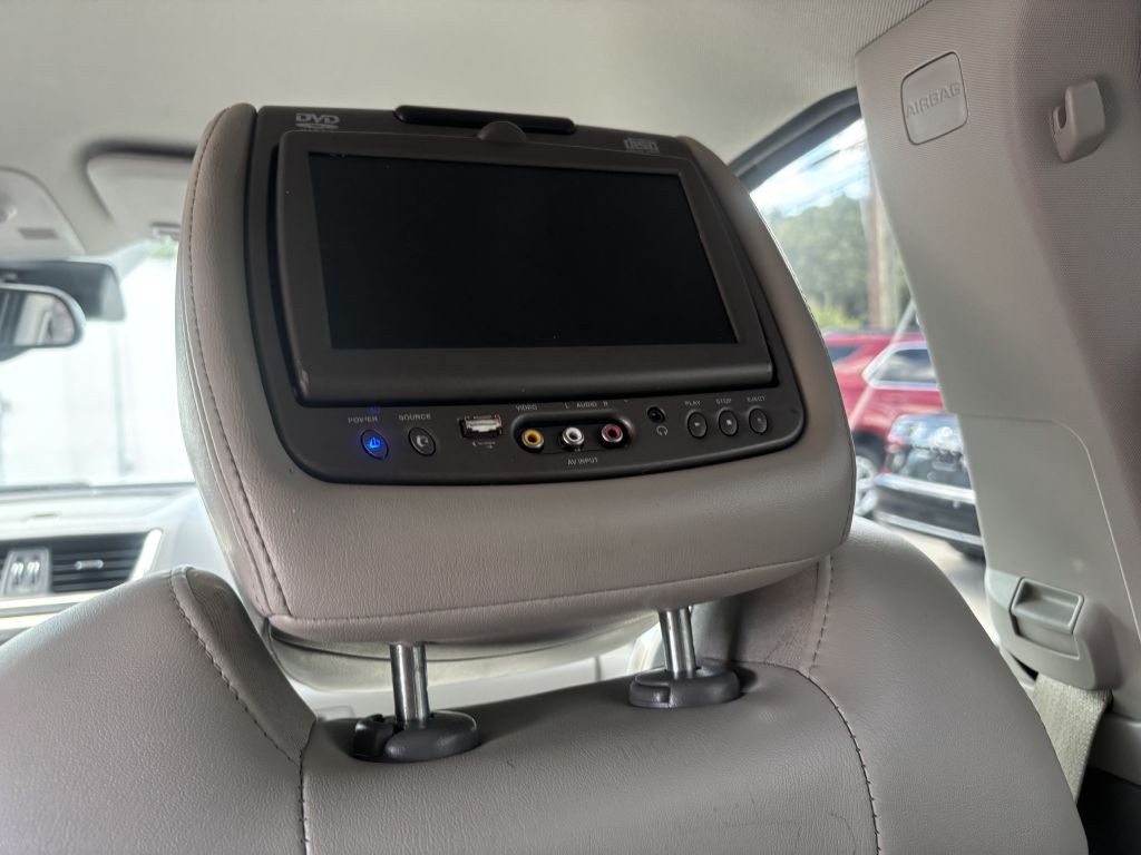 2017 GMC Acadia Image 24