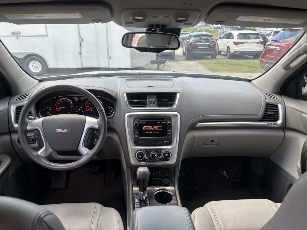 2017 GMC Acadia Image 25