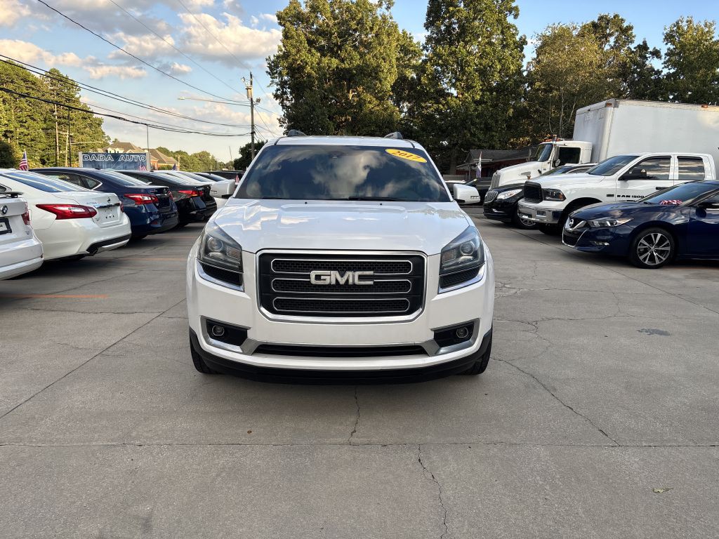 2017 GMC Acadia Image 2