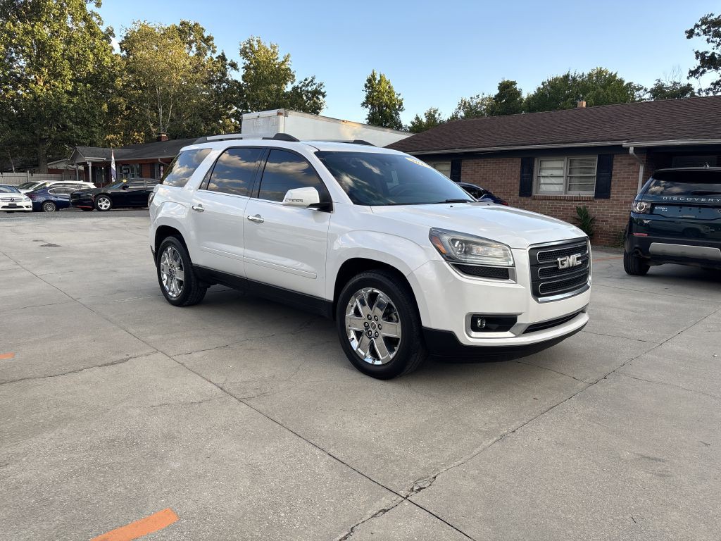 2017 GMC Acadia Image 3