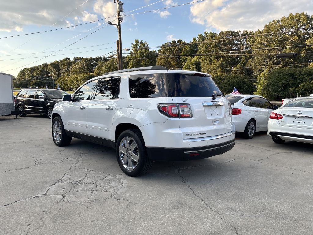 2017 GMC Acadia Image 4