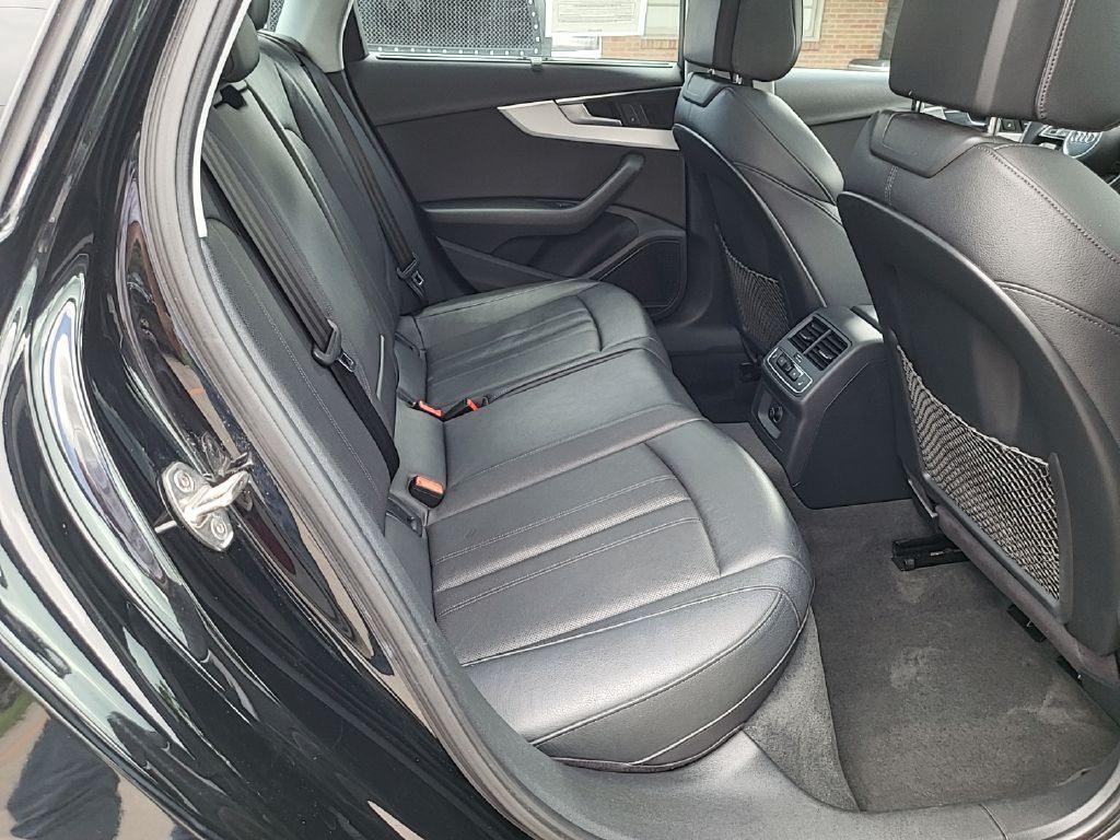 2017 Audi A4 Image 22