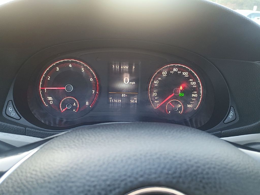 2021 Volkswagen Passat Image 13