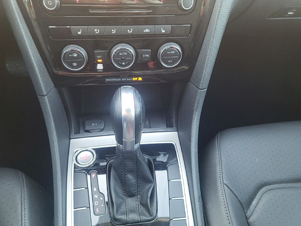 2021 Volkswagen Passat Image 18