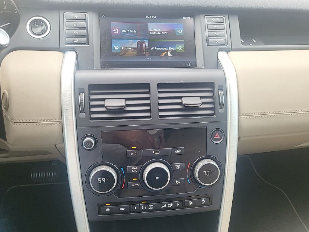2017 Land Rover Discovery Sport Image 12