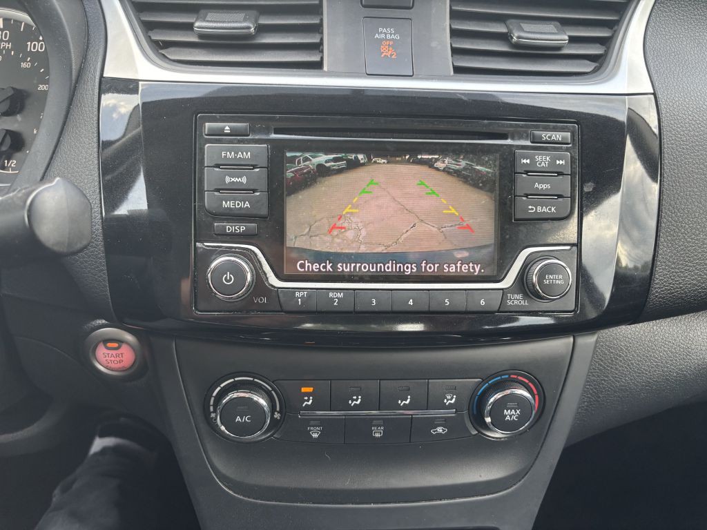 2016 Nissan Sentra Image 13