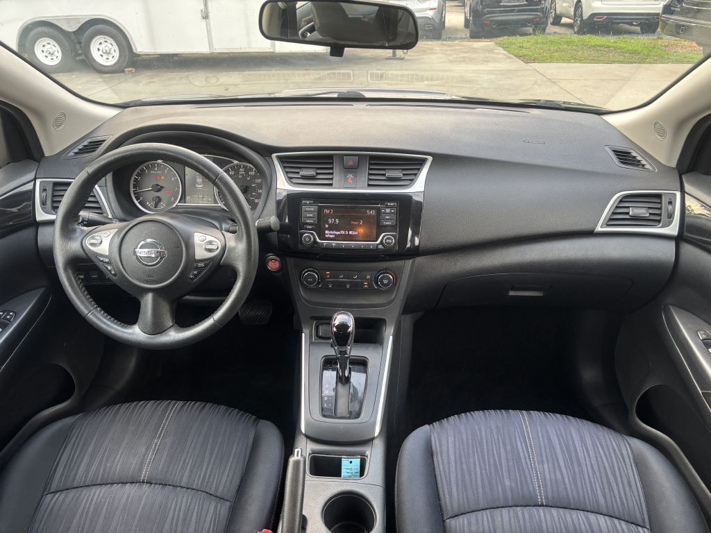 2016 Nissan Sentra Image 20