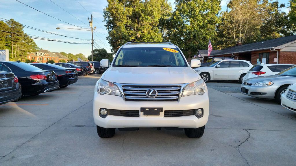 2013 Lexus GX Image 2