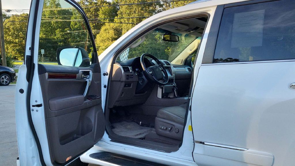 2013 Lexus GX Image 7