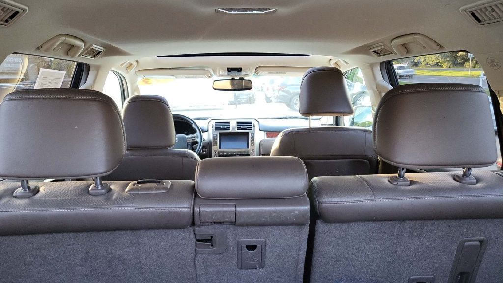 2013 Lexus GX Image 13