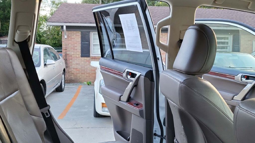 2013 Lexus GX Image 27