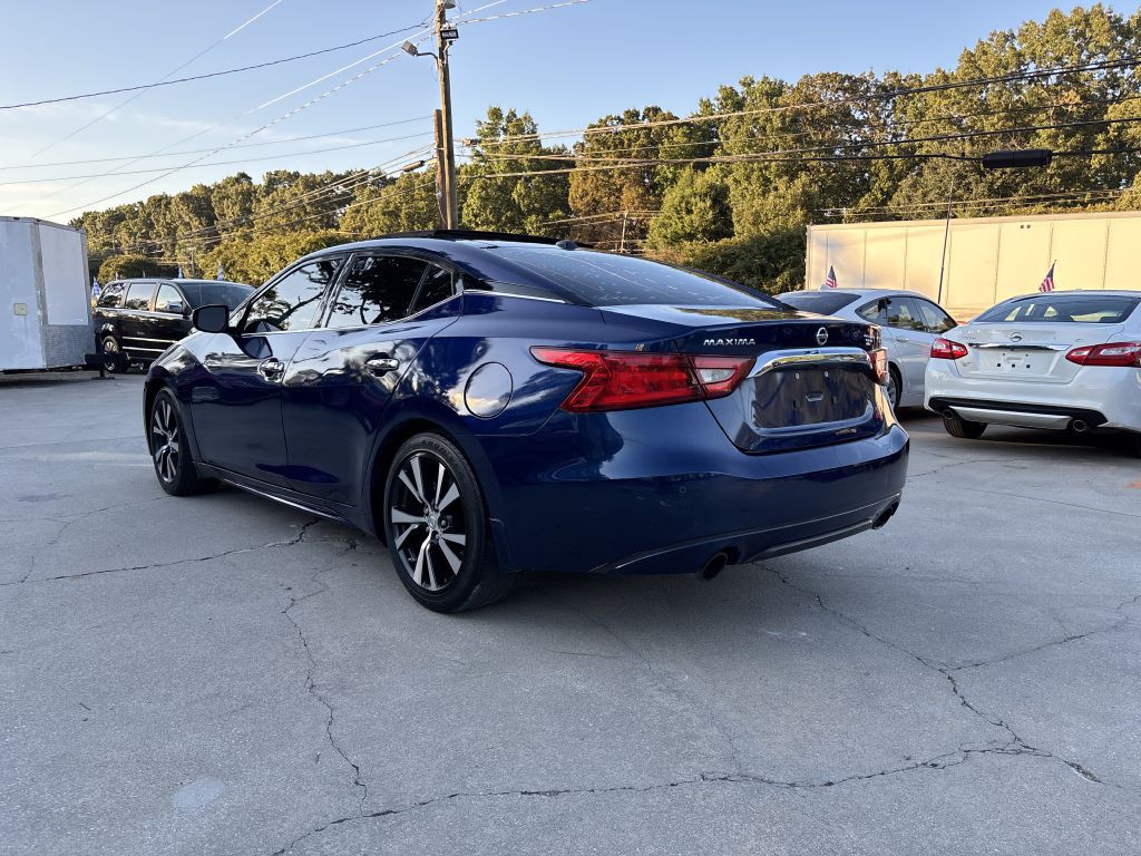 2017 Nissan Maxima Image 6
