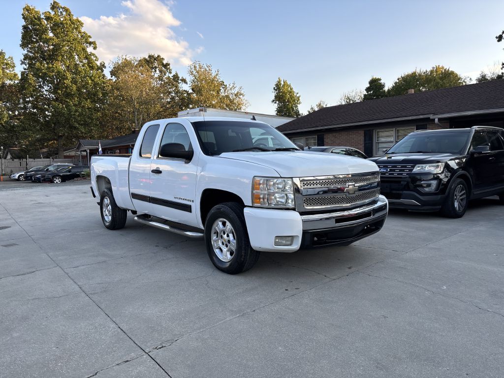 2009 Chevrolet Silverado 1500 Image 3