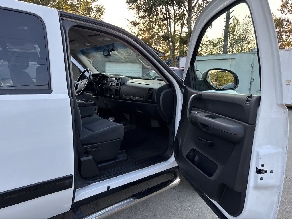 2009 Chevrolet Silverado 1500 Image 10