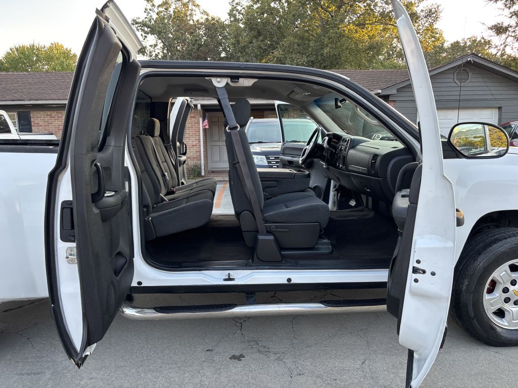 2009 Chevrolet Silverado 1500 Image 17