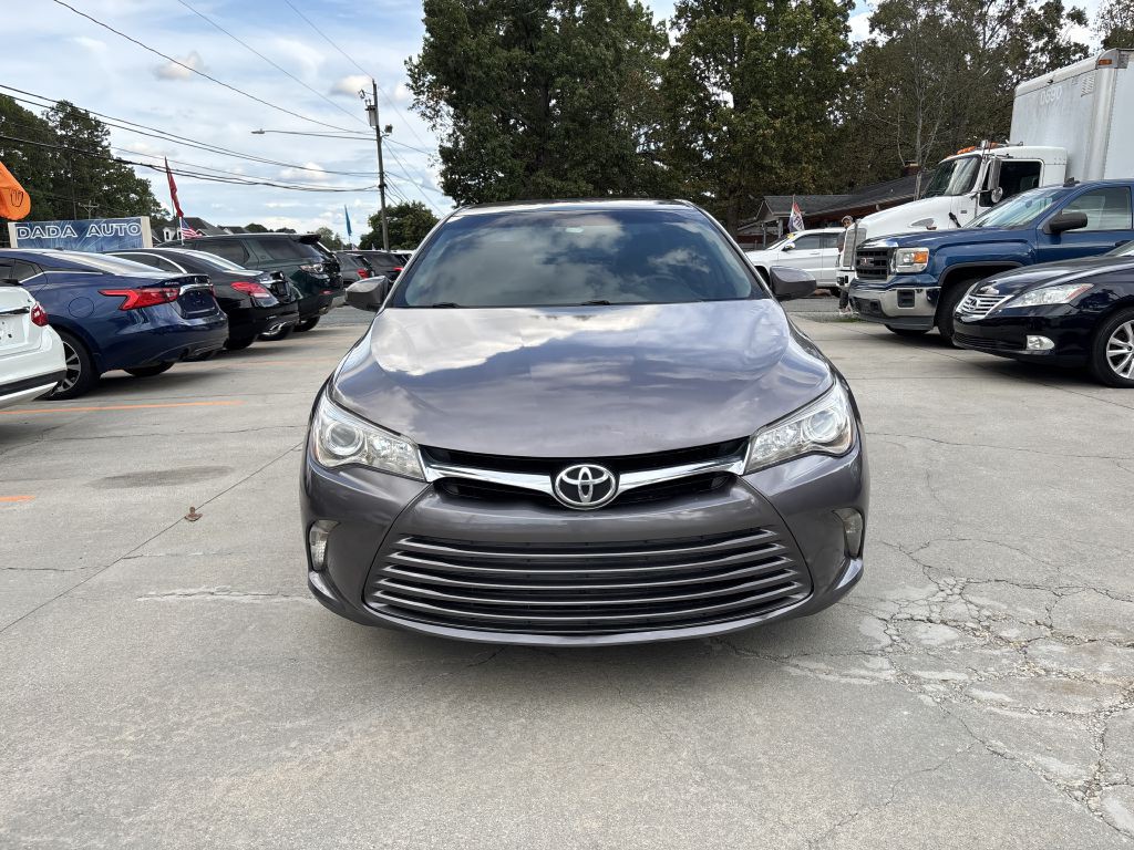 2015 Toyota Camry Image 2