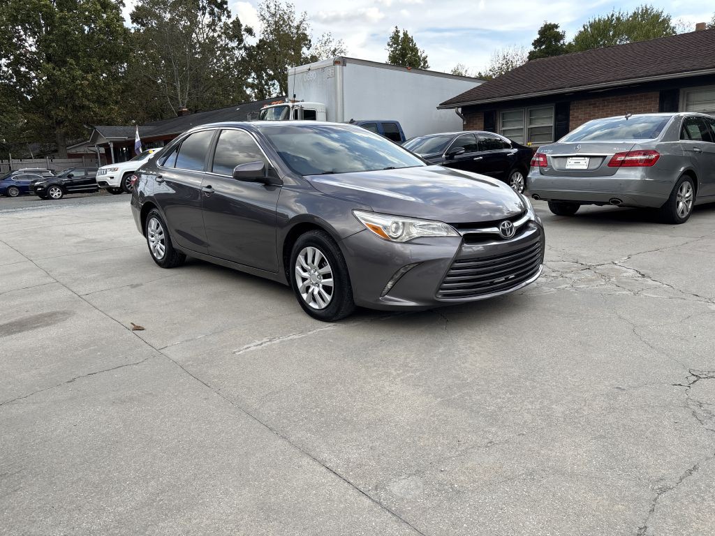 2015 Toyota Camry Image 3