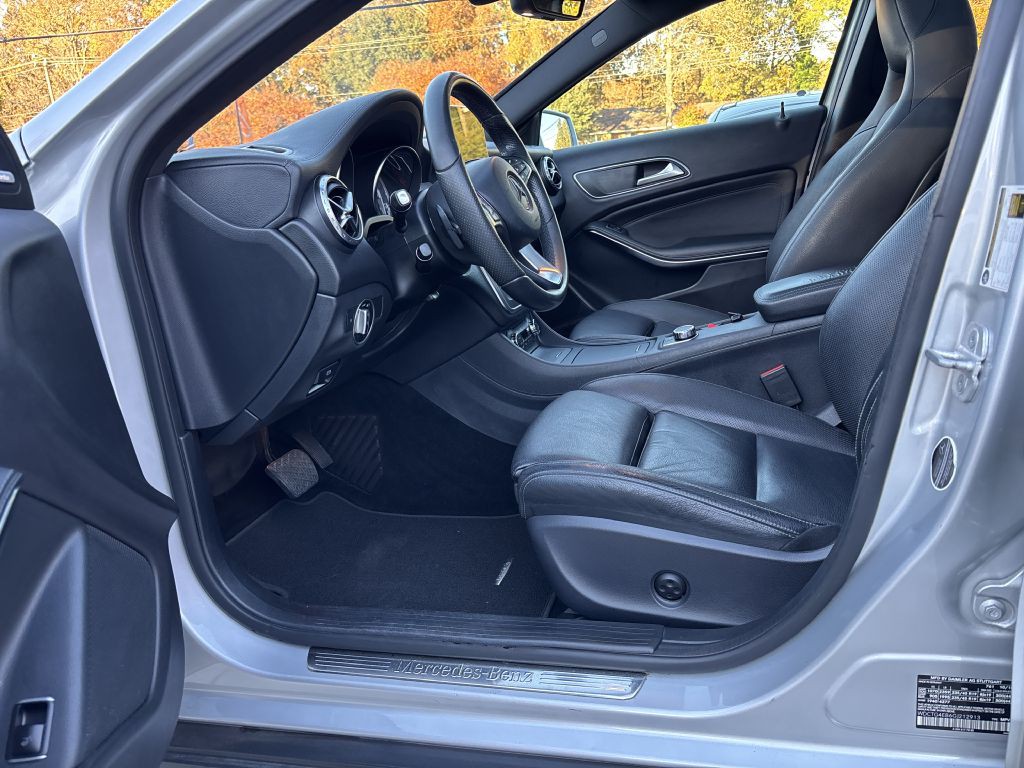 2016 Mercedes-Benz GLA-Class Image 9