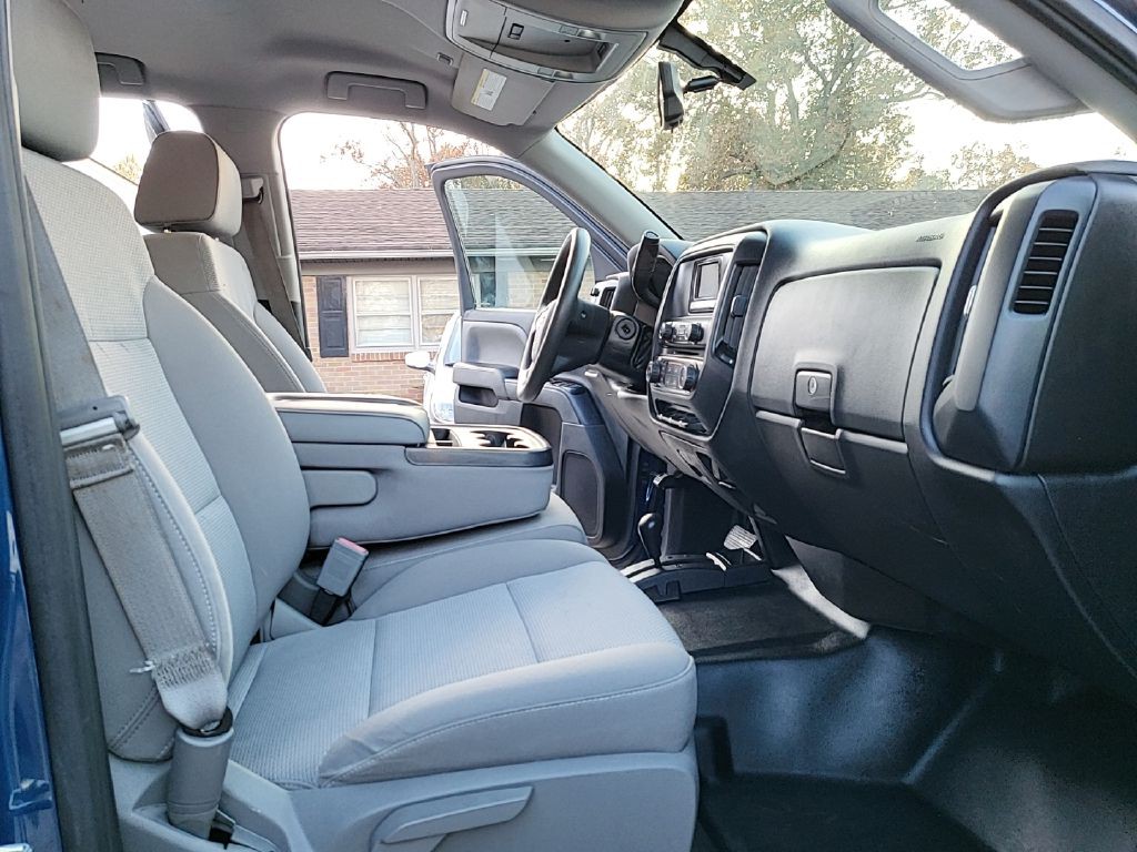 2015 GMC Sierra Image 16