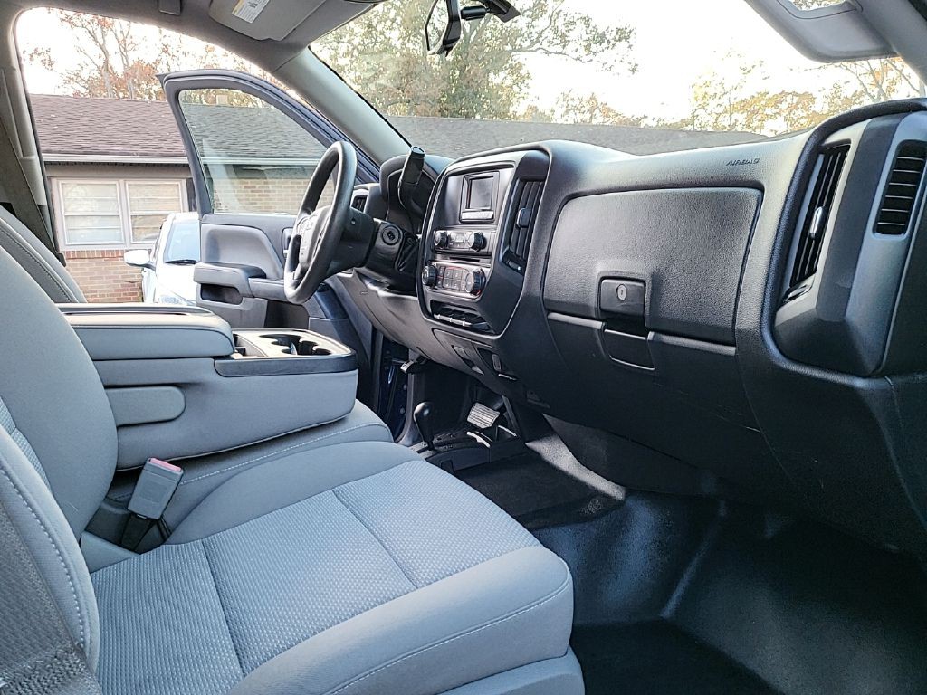 2015 GMC Sierra Image 18