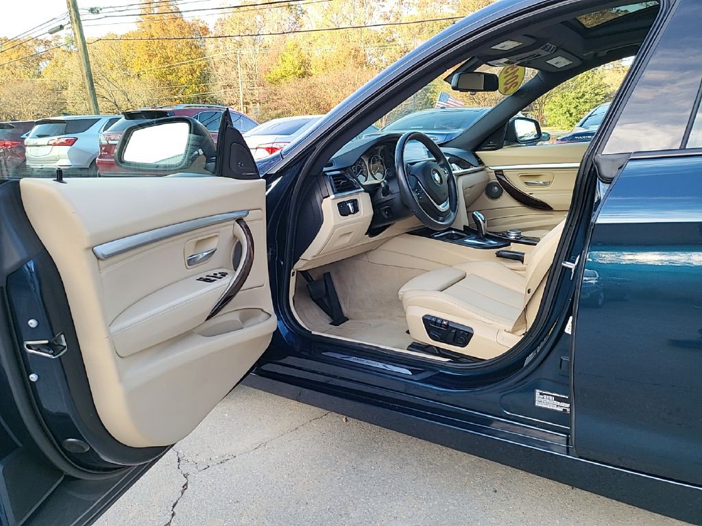 2015 BMW 3 Series Image 7