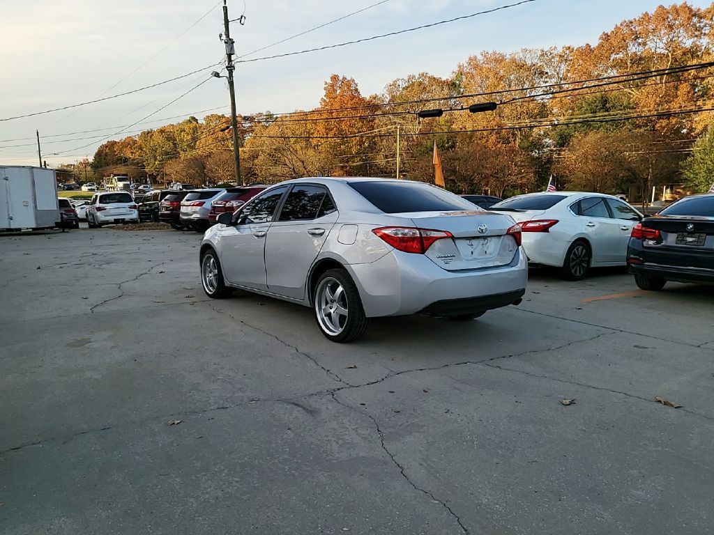 2015 Toyota Corolla Image 6