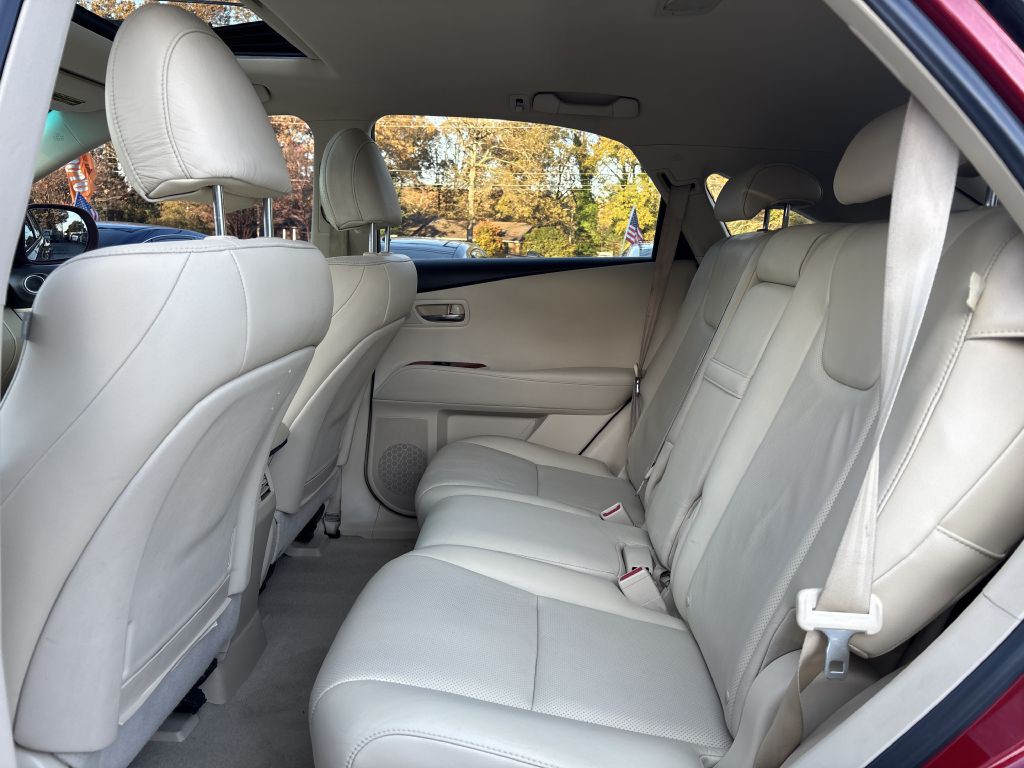 2010 Lexus RX Image 13