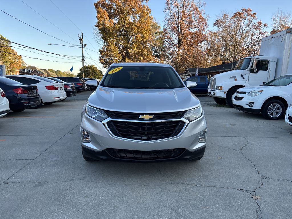 2018 Chevrolet Equinox Image 2