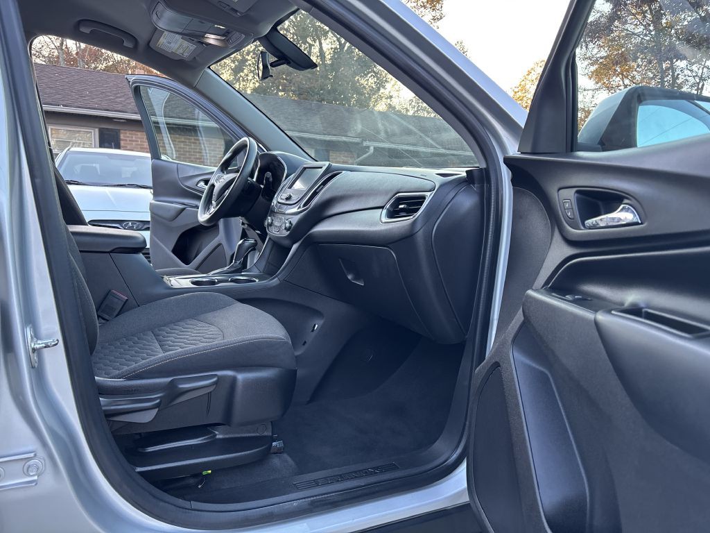 2018 Chevrolet Equinox Image 16