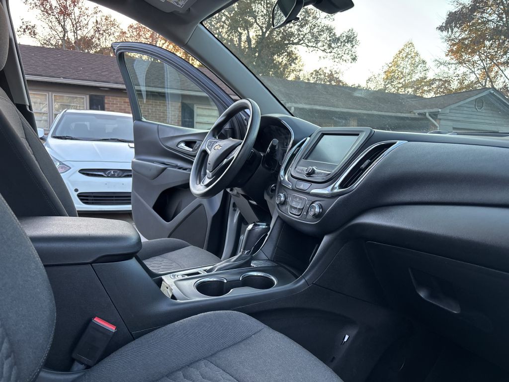 2018 Chevrolet Equinox Image 17