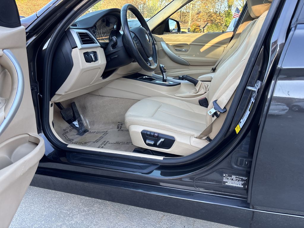 2016 BMW 3 Series Image 8