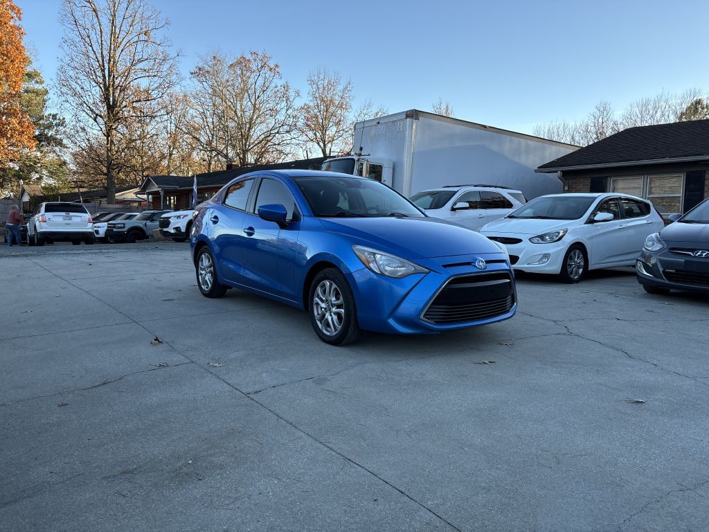 2016 Scion iA Image 3