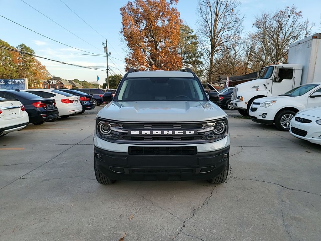 2021 Ford Bronco Image 2