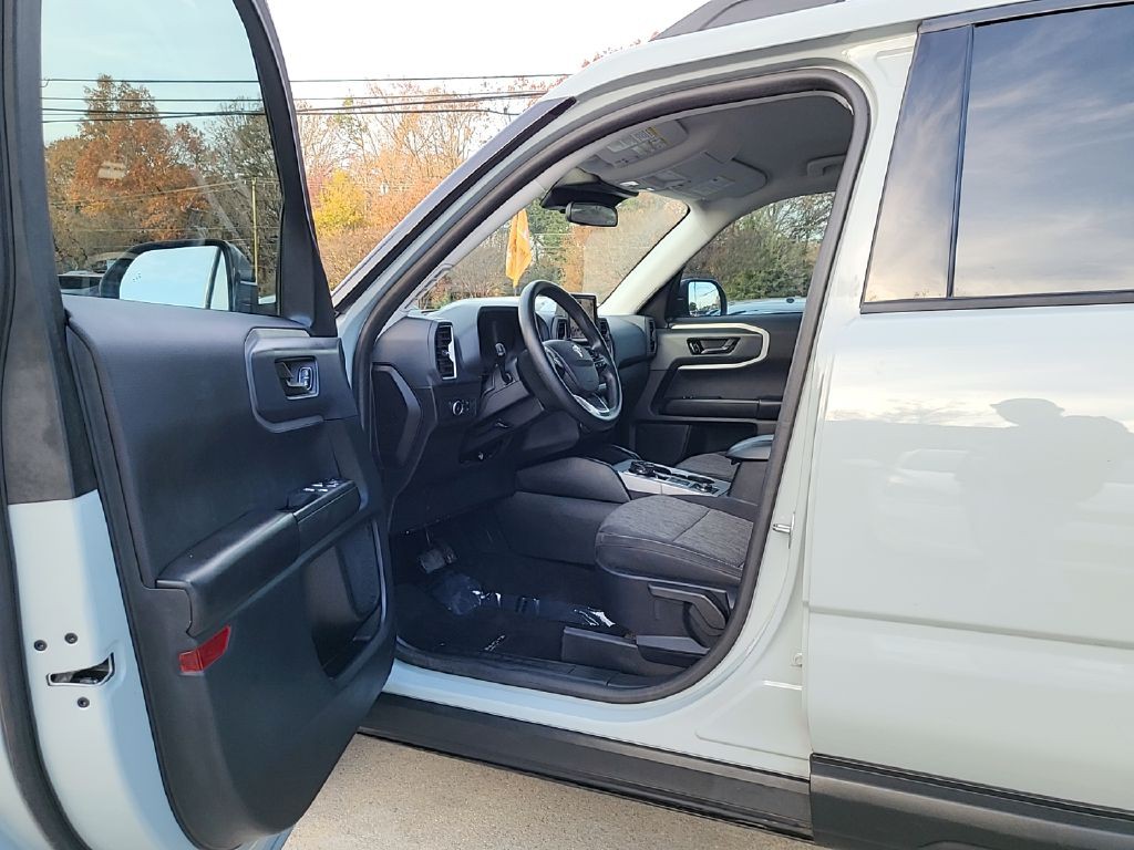 2021 Ford Bronco Image 9