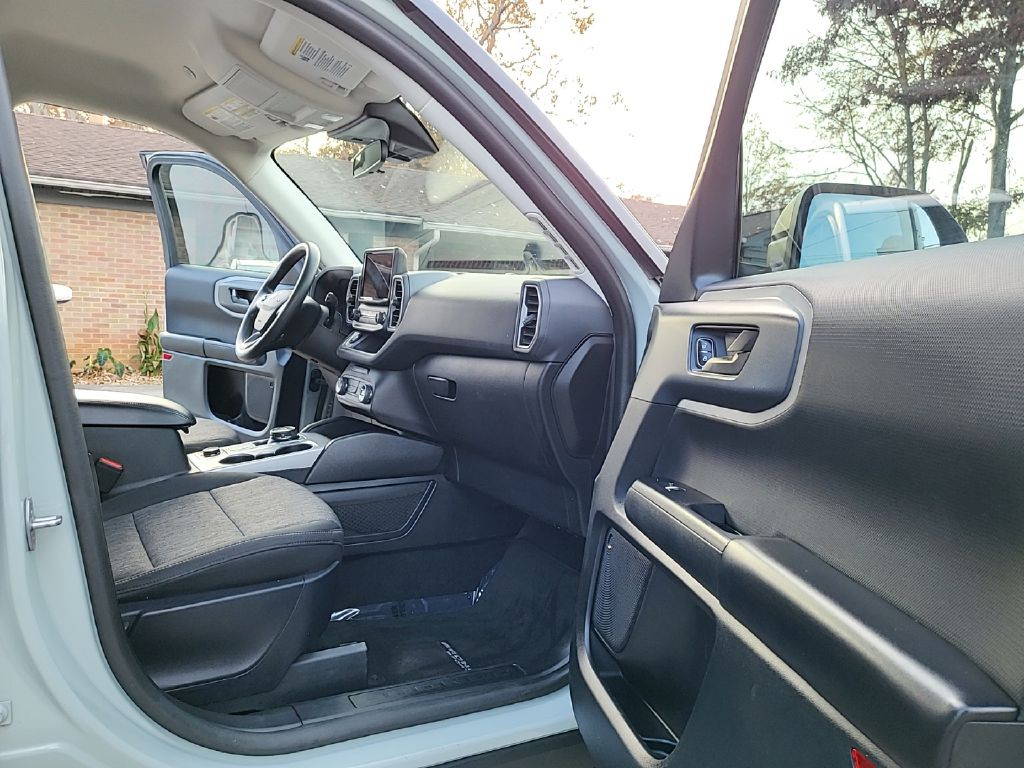 2021 Ford Bronco Image 17