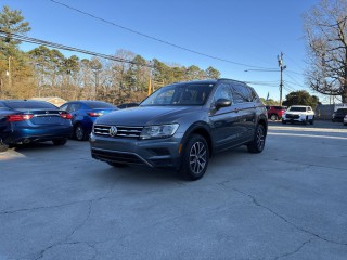 Image for 2019 Volkswagen Tiguan SE ID: 7069152