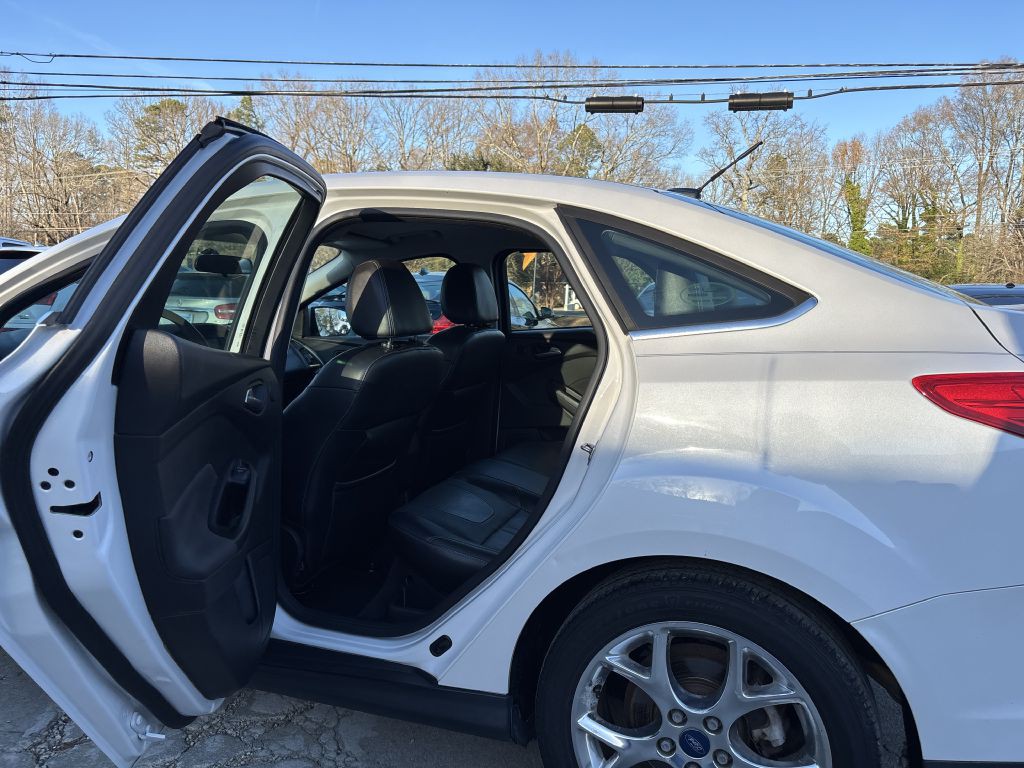 2013 Ford Focus Image 13