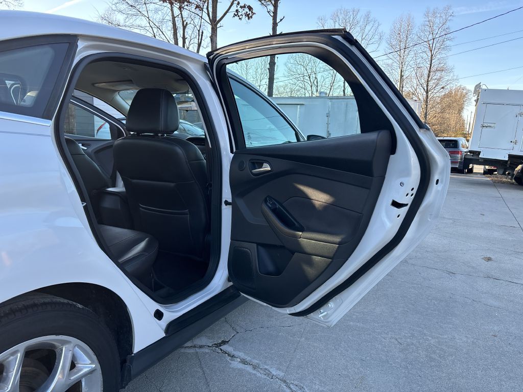 2013 Ford Focus Image 15