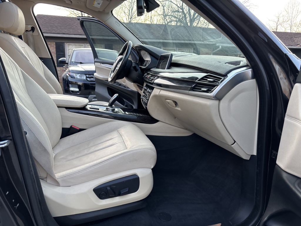 2016 BMW X5 Image 23
